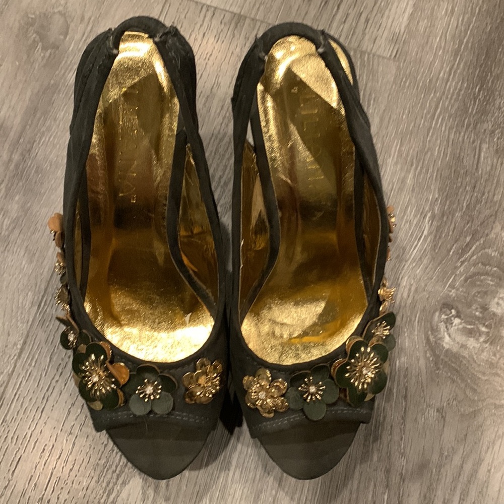 CLASSY WEDGE HEELS by LILLIANS